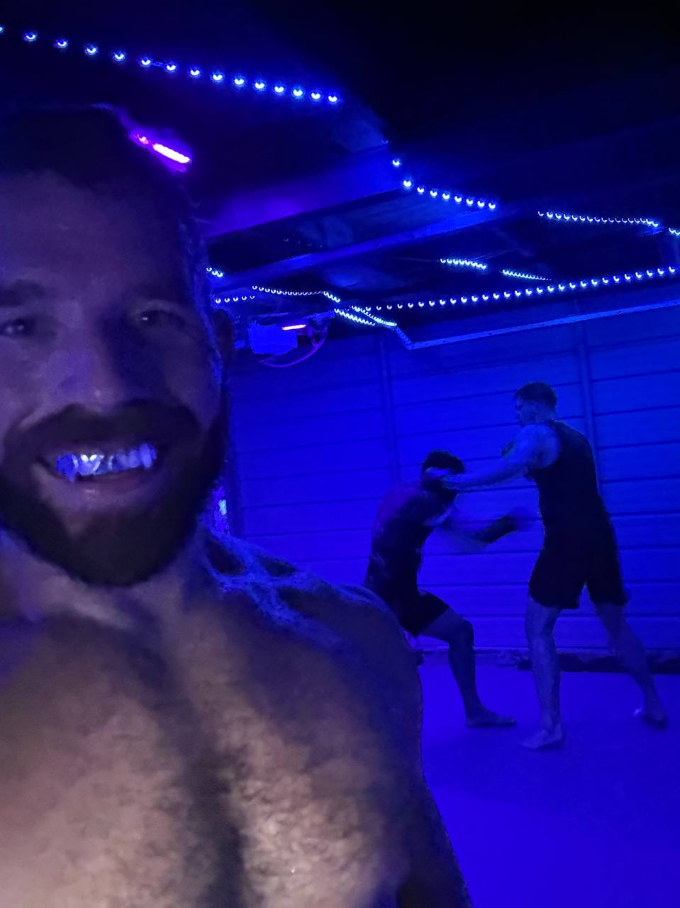 I LOVE GRAPPLING.